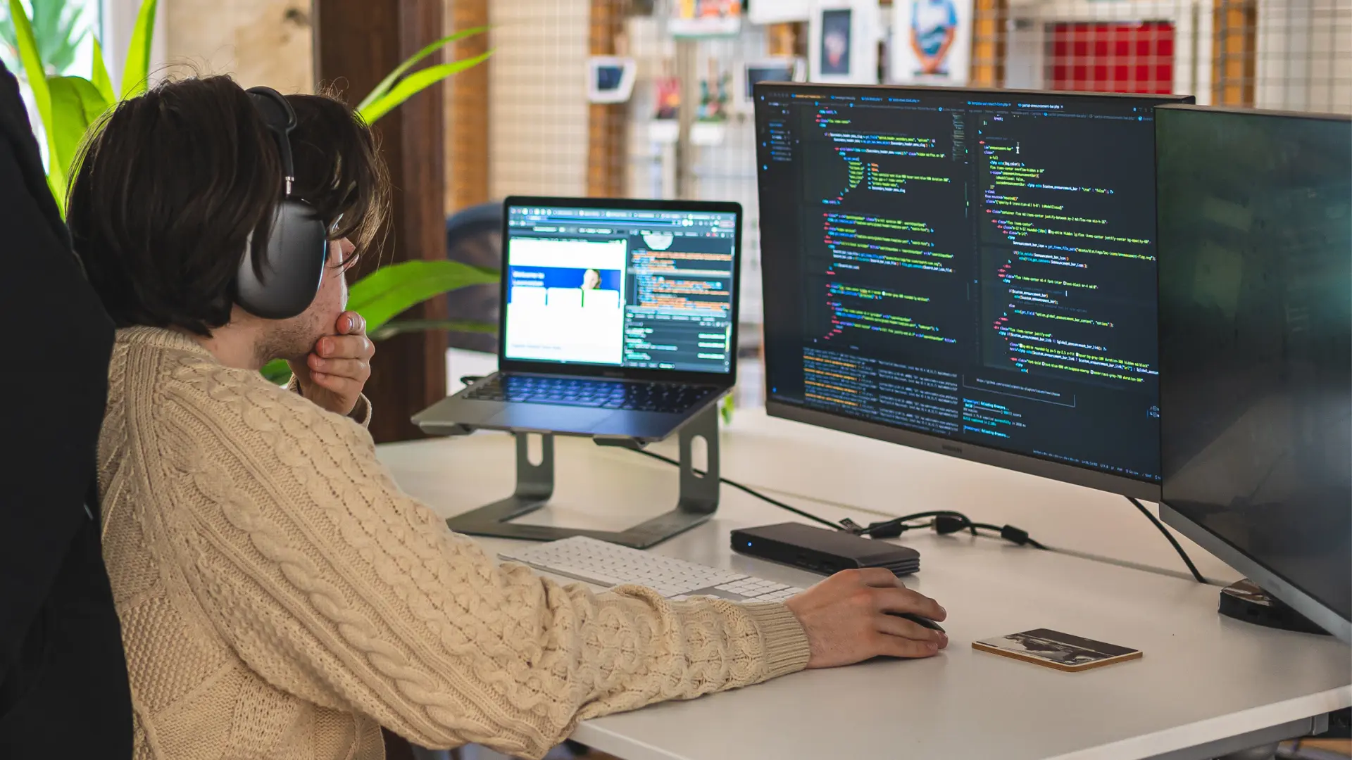 hiyeld developer at his desk